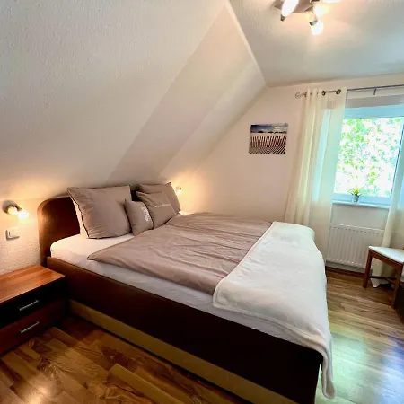 Haus - 2 *